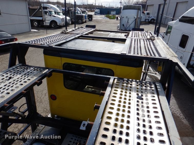 image for item DN2720 2001 Freightliner FLD112  semi truck with Cottrell car carrier trailer