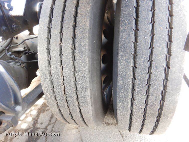 image for item DN2720 2001 Freightliner FLD112  semi truck with Cottrell car carrier trailer