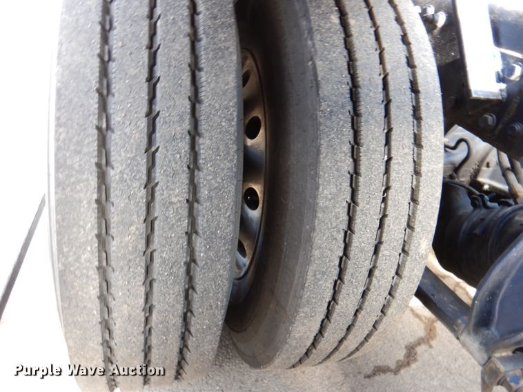 image for item DN2720 2001 Freightliner FLD112  semi truck with Cottrell car carrier trailer