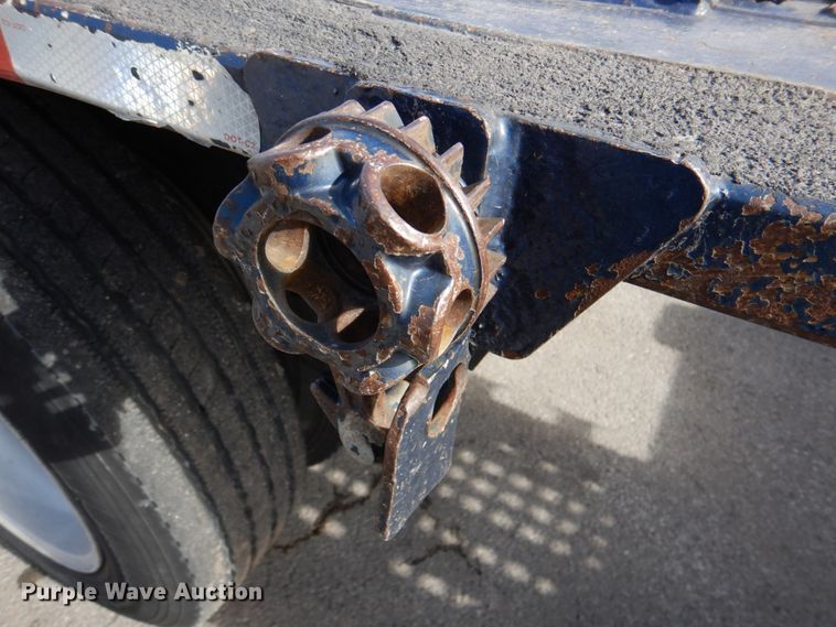 image for item DN2720 2001 Freightliner FLD112  semi truck with Cottrell car carrier trailer