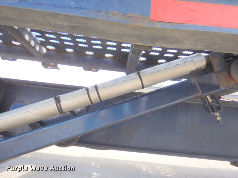 image for item DN2720 2001 Freightliner FLD112  semi truck with Cottrell car carrier trailer