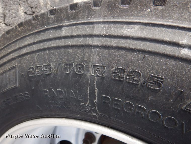 image for item DN2720 2001 Freightliner FLD112  semi truck with Cottrell car carrier trailer