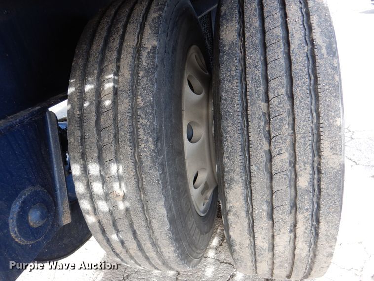 image for item DN2720 2001 Freightliner FLD112  semi truck with Cottrell car carrier trailer