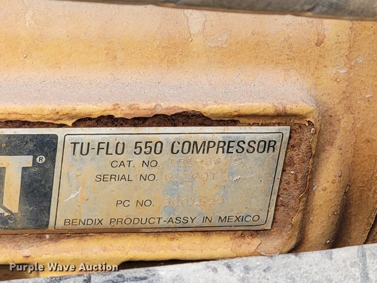 image for item HF9263 2001 Kenworth T800  semi truck