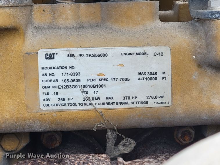 image for item HF9263 2001 Kenworth T800  semi truck