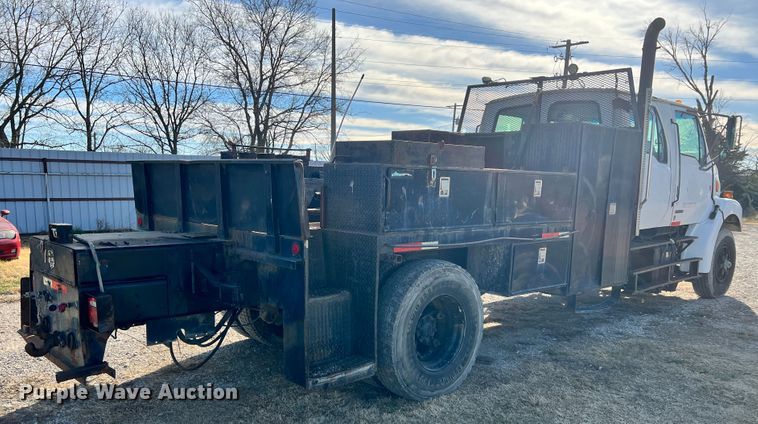 image for item ID9631 2000 Sterling L7500  Crew Cab utility / service truck
