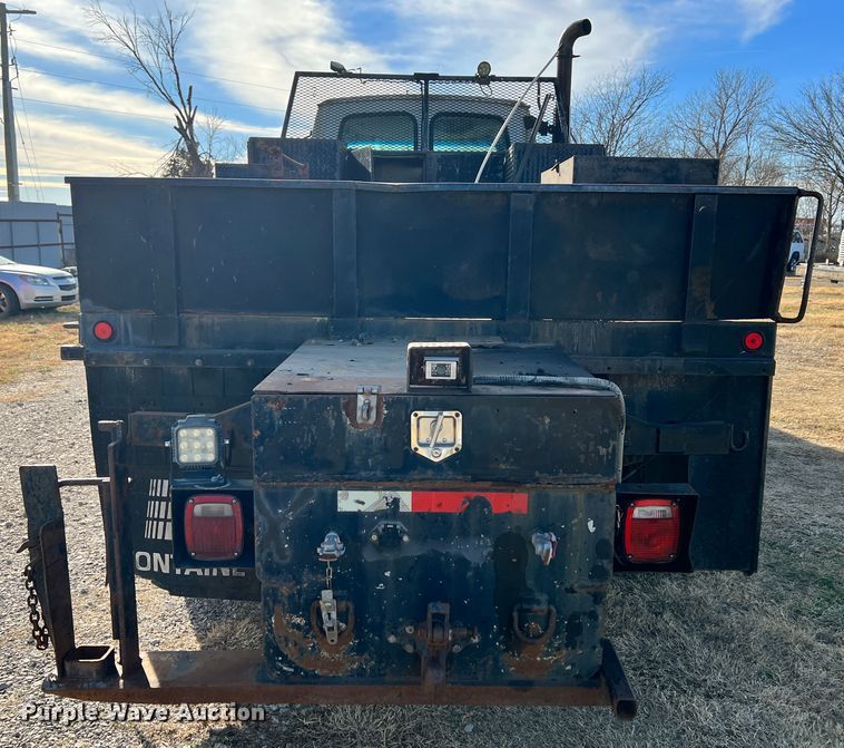 image for item ID9631 2000 Sterling L7500  Crew Cab utility / service truck