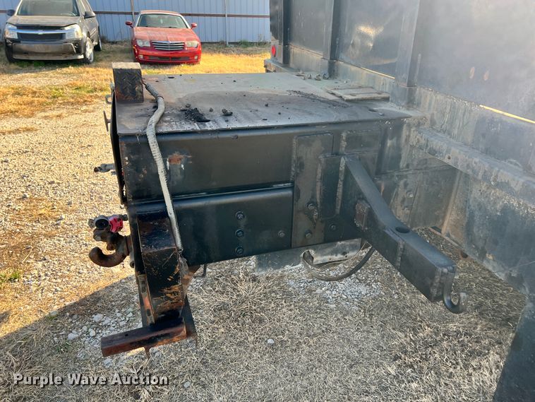 image for item ID9631 2000 Sterling L7500  Crew Cab utility / service truck