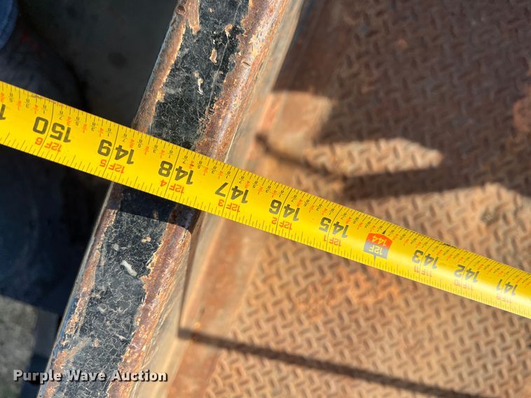 image for item ID9631 2000 Sterling L7500  Crew Cab utility / service truck