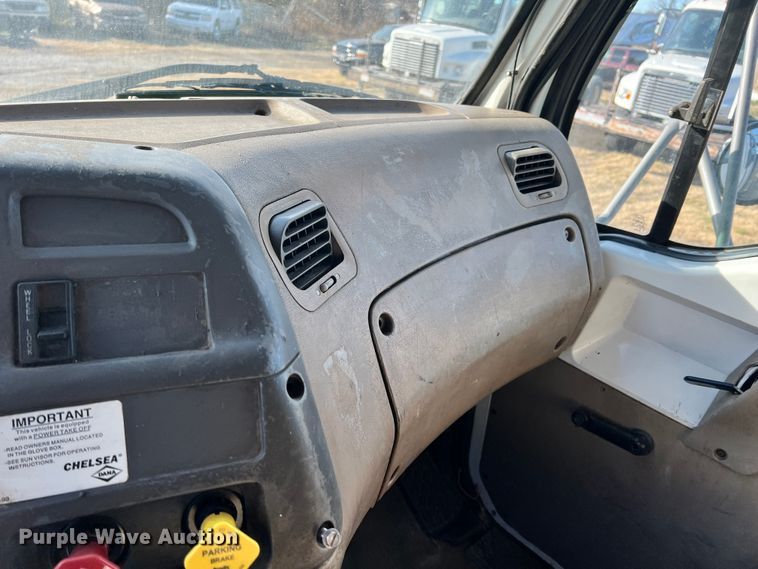 image for item ID9631 2000 Sterling L7500  Crew Cab utility / service truck