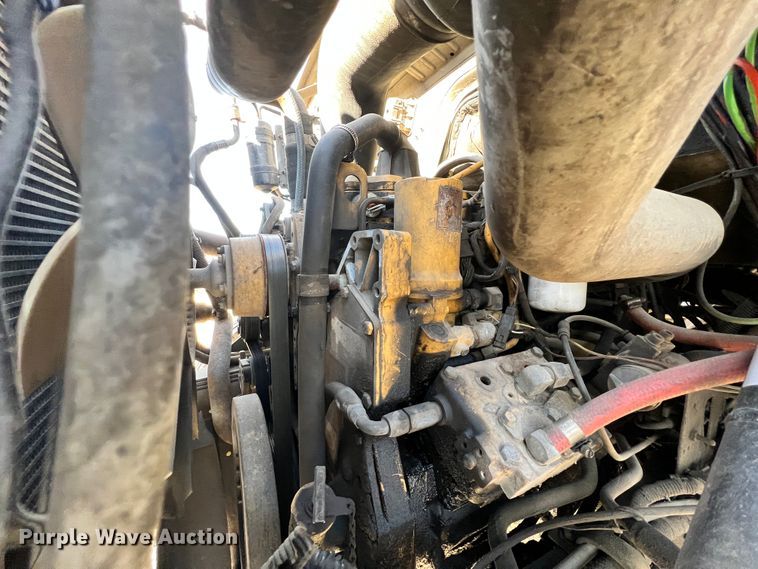 image for item ID9631 2000 Sterling L7500  Crew Cab utility / service truck