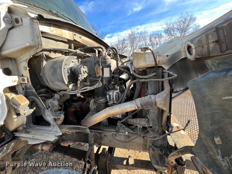 image for item ID9631 2000 Sterling L7500  Crew Cab utility / service truck