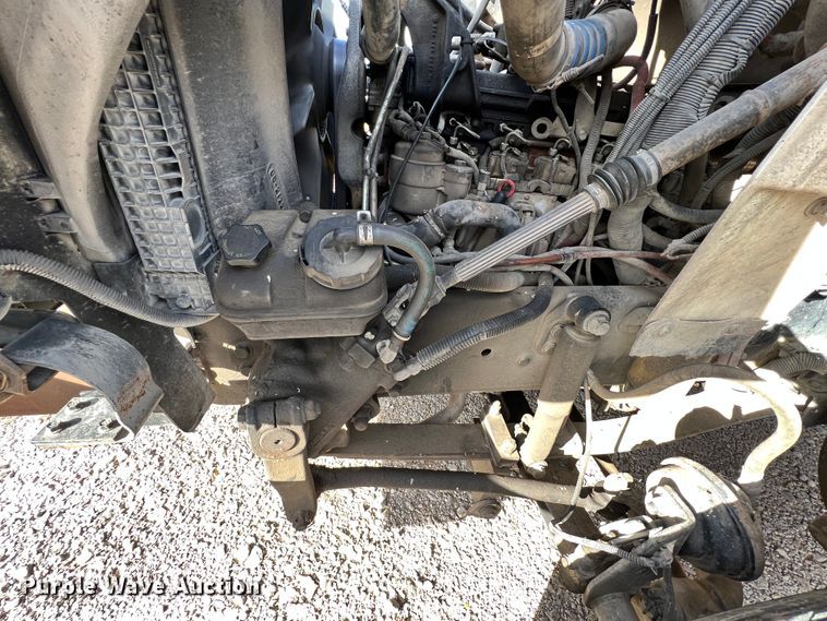 image for item ID9632 2006 Freightliner Business Class M2  Crew Cab truck cab and chassis