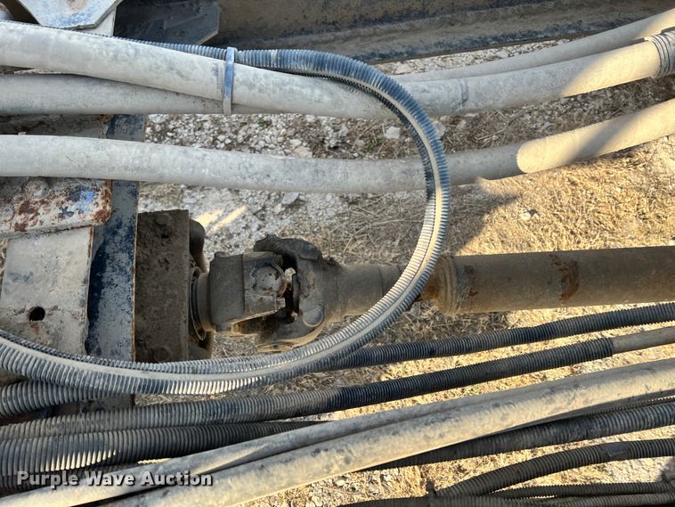 image for item ID9633 2006 Freightliner Business Class M2  Crew Cab truck cab and chassis