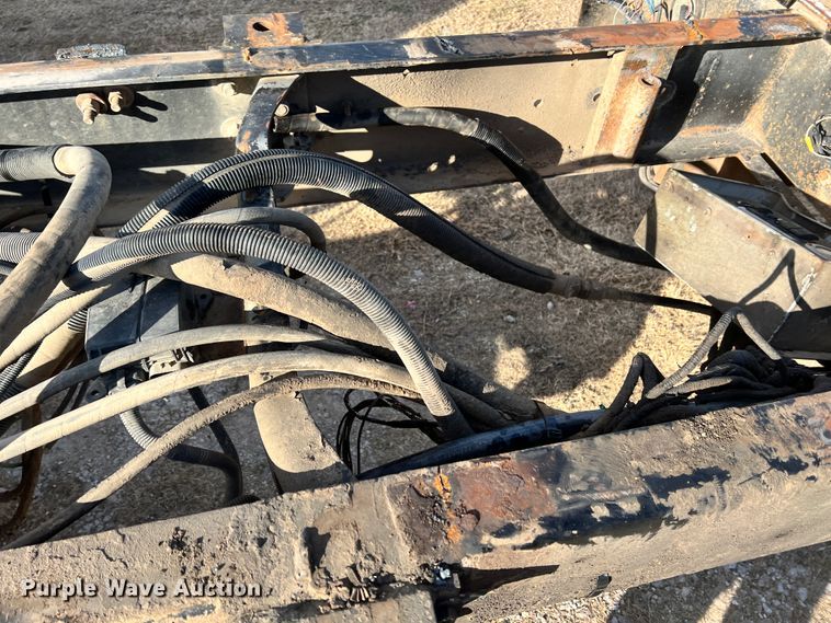 image for item ID9633 2006 Freightliner Business Class M2  Crew Cab truck cab and chassis