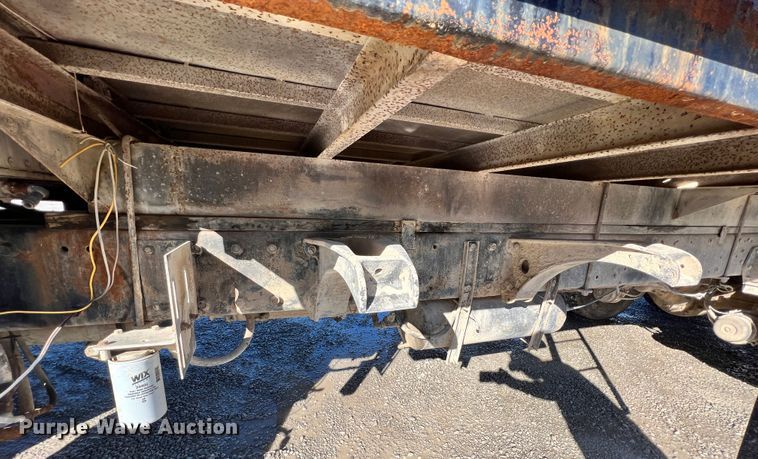 image for item ID9637 1982 Peterbilt 359  flatbed truck