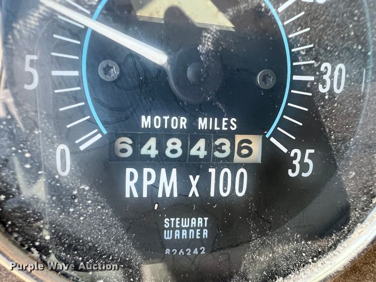 image for item ID9637 1982 Peterbilt 359  flatbed truck