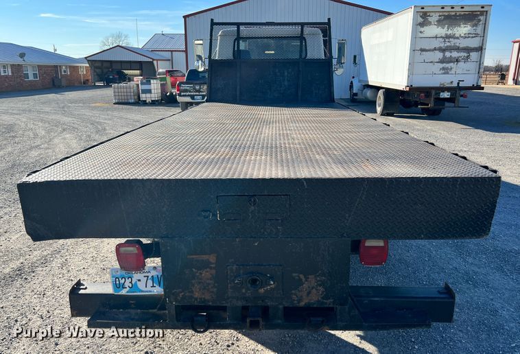 image for item ID9656 1998 International 4700  flatbed truck