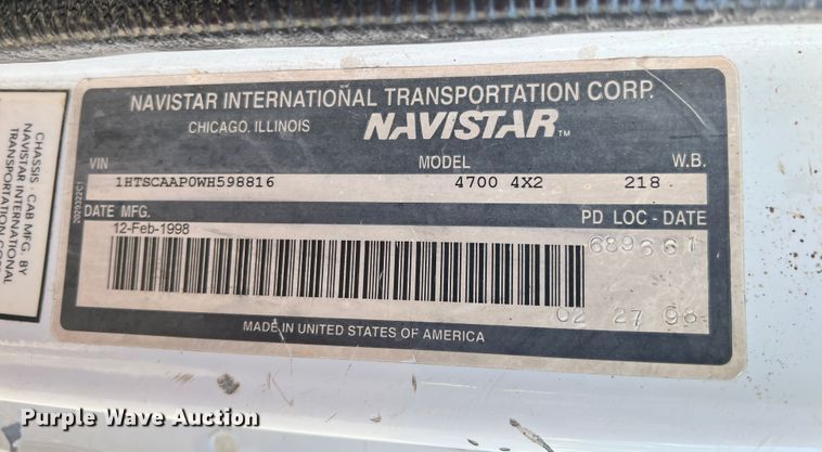 image for item ID9656 1998 International 4700  flatbed truck