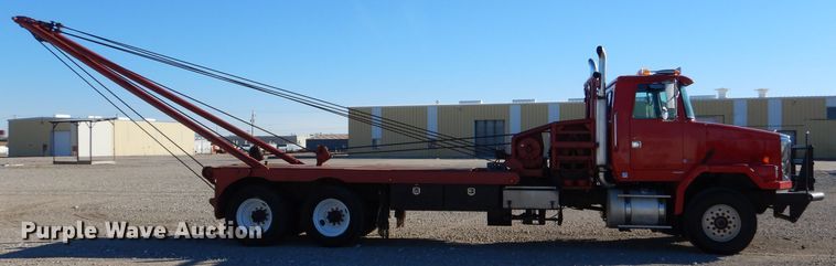 image for item IE9564 1999 Volvo ACL  winch truck