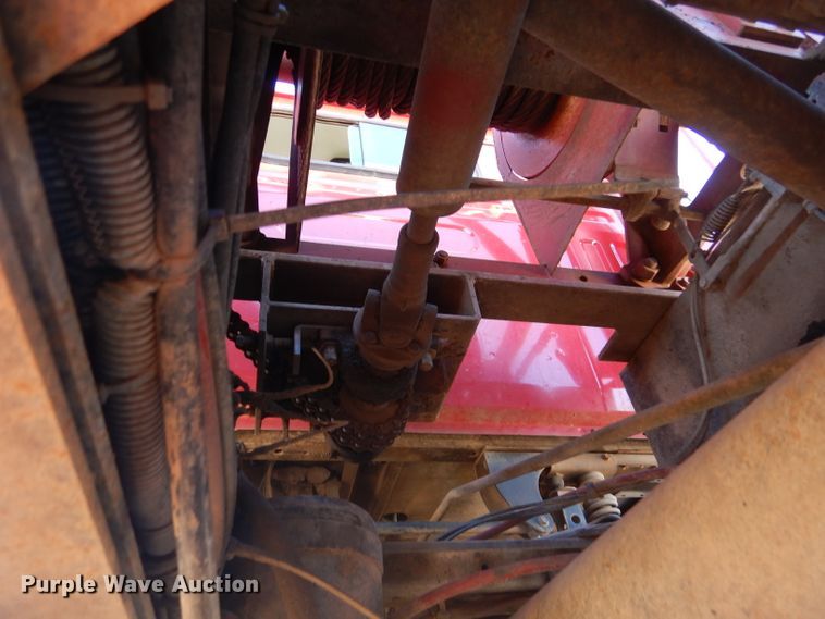 image for item IE9564 1999 Volvo ACL  winch truck