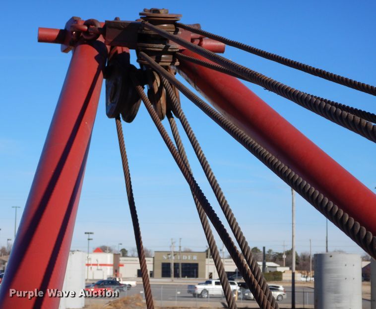 image for item IE9564 1999 Volvo ACL  winch truck