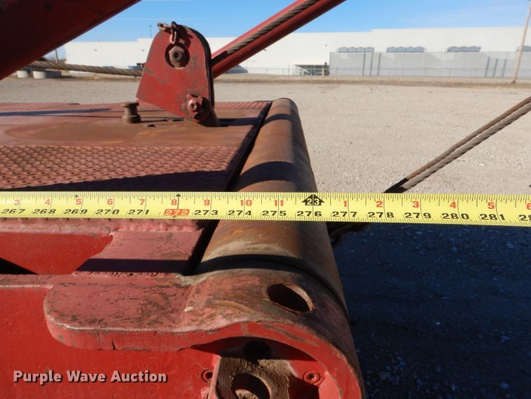 image for item IE9564 1999 Volvo ACL  winch truck