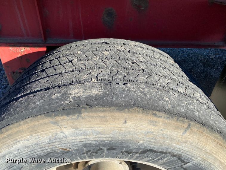 image for item IG9698 2006 Transcraft Eagle NW2  flatbed trailer