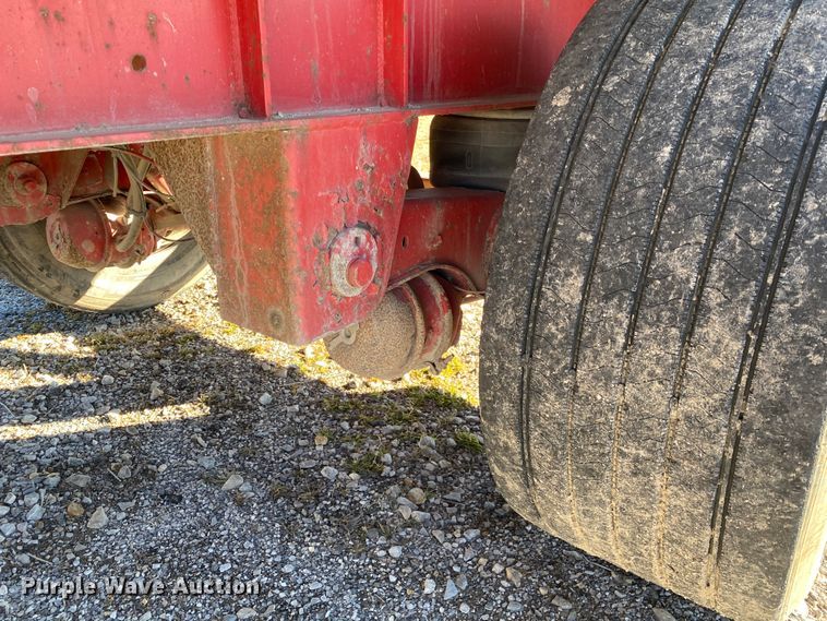 image for item IG9698 2006 Transcraft Eagle NW2  flatbed trailer