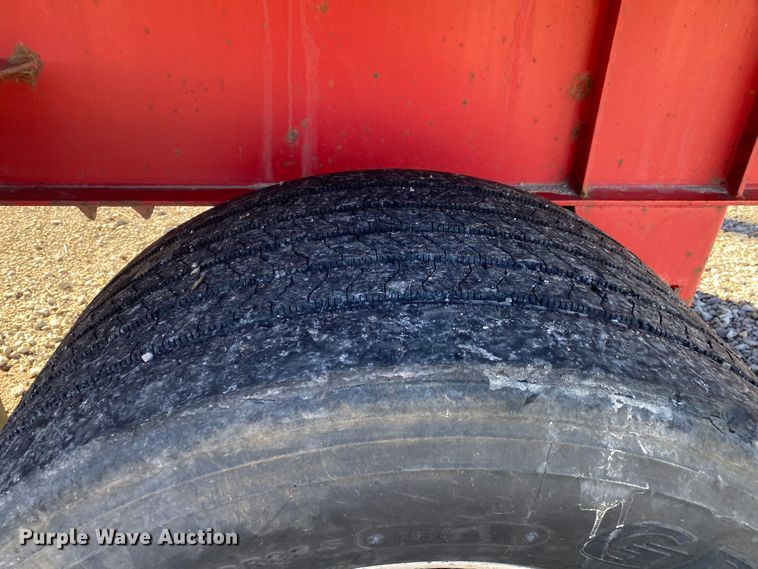 image for item IG9698 2006 Transcraft Eagle NW2  flatbed trailer