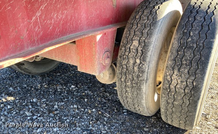 image for item IG9699 1998 Transcraft Eagle W2  flatbed trailer