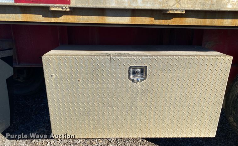 image for item IG9699 1998 Transcraft Eagle W2  flatbed trailer