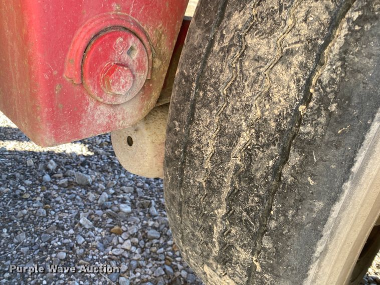 image for item IG9699 1998 Transcraft Eagle W2  flatbed trailer