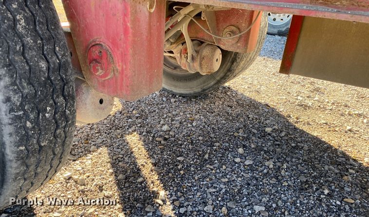 image for item IG9699 1998 Transcraft Eagle W2  flatbed trailer