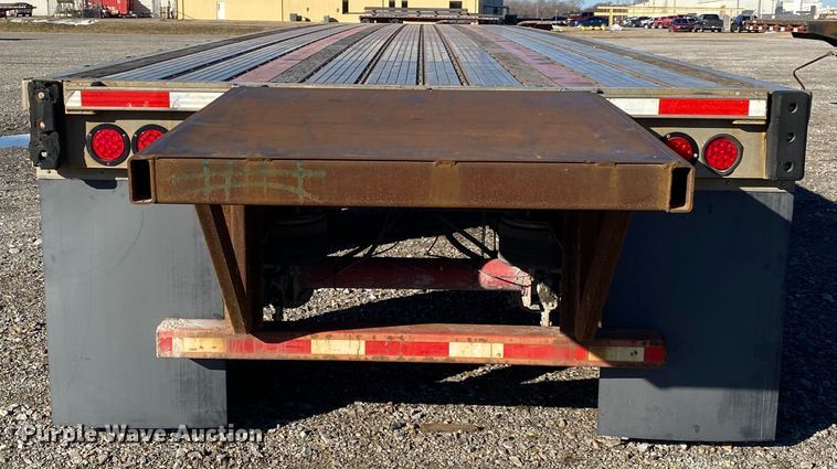 image for item IG9700 2006 Transcraft Eagle NW2  flatbed trailer