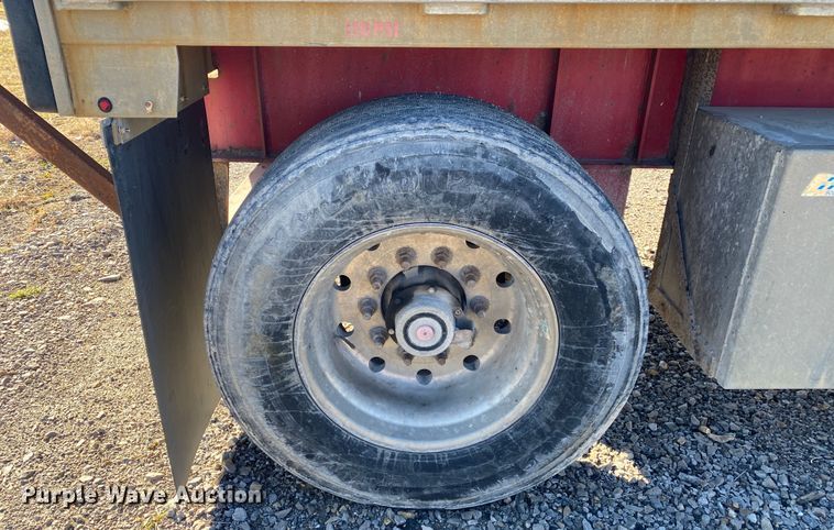image for item IG9700 2006 Transcraft Eagle NW2  flatbed trailer