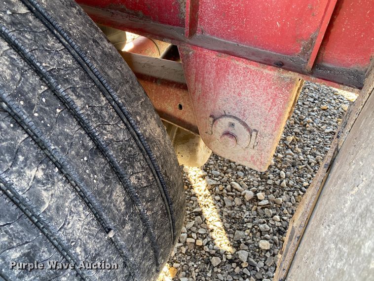 image for item IG9700 2006 Transcraft Eagle NW2  flatbed trailer