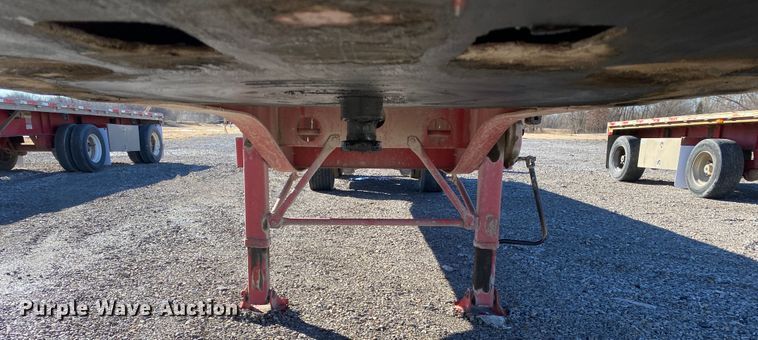 image for item IG9701 2006 Transcraft Eagle NW2  flatbed trailer