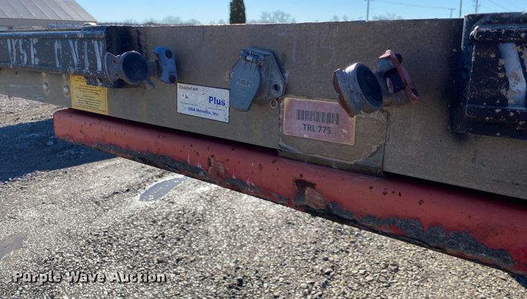 image for item IG9701 2006 Transcraft Eagle NW2  flatbed trailer