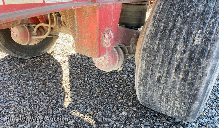 image for item IG9701 2006 Transcraft Eagle NW2  flatbed trailer