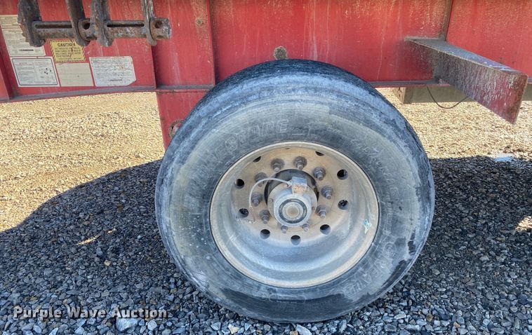 image for item IG9701 2006 Transcraft Eagle NW2  flatbed trailer