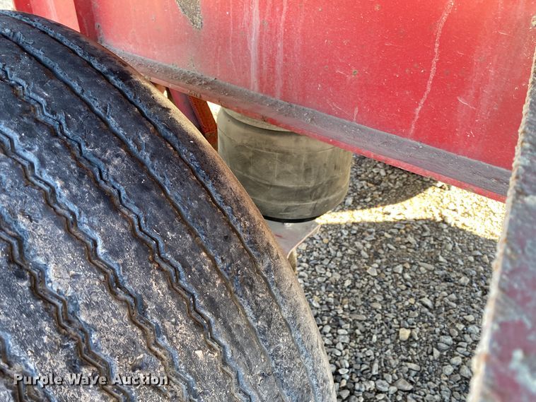 image for item IG9701 2006 Transcraft Eagle NW2  flatbed trailer