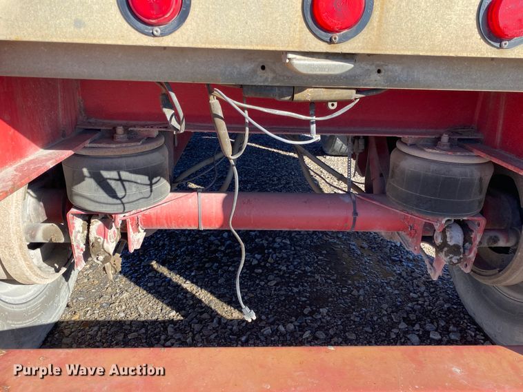 image for item IG9701 2006 Transcraft Eagle NW2  flatbed trailer