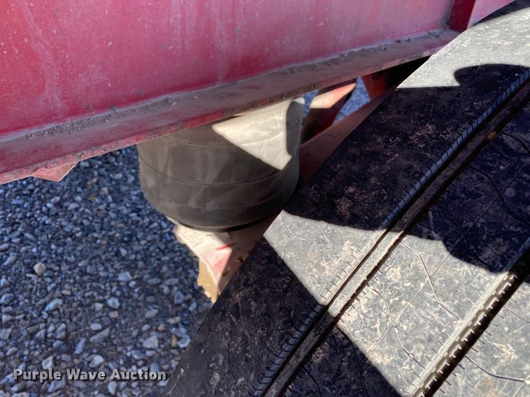 image for item IG9701 2006 Transcraft Eagle NW2  flatbed trailer