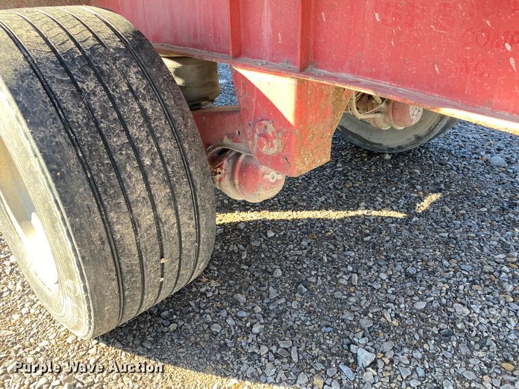 image for item IG9701 2006 Transcraft Eagle NW2  flatbed trailer