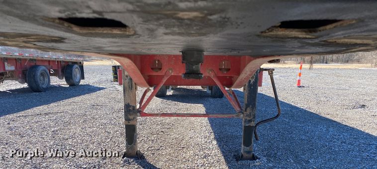 image for item IG9702 2006 Transcraft Eagle NW2  flatbed trailer