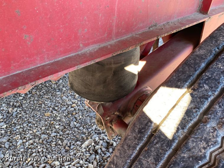 image for item IG9702 2006 Transcraft Eagle NW2  flatbed trailer