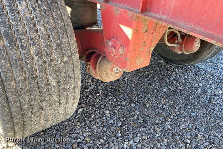 image for item IG9702 2006 Transcraft Eagle NW2  flatbed trailer