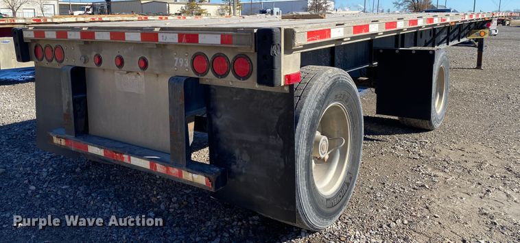 image for item IG9703 2007 Transcraft  flatbed trailer