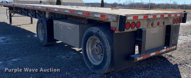 image for item IG9703 2007 Transcraft  flatbed trailer